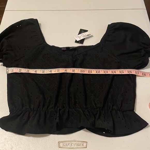 Discreet Top XL - Picture 3 of 12